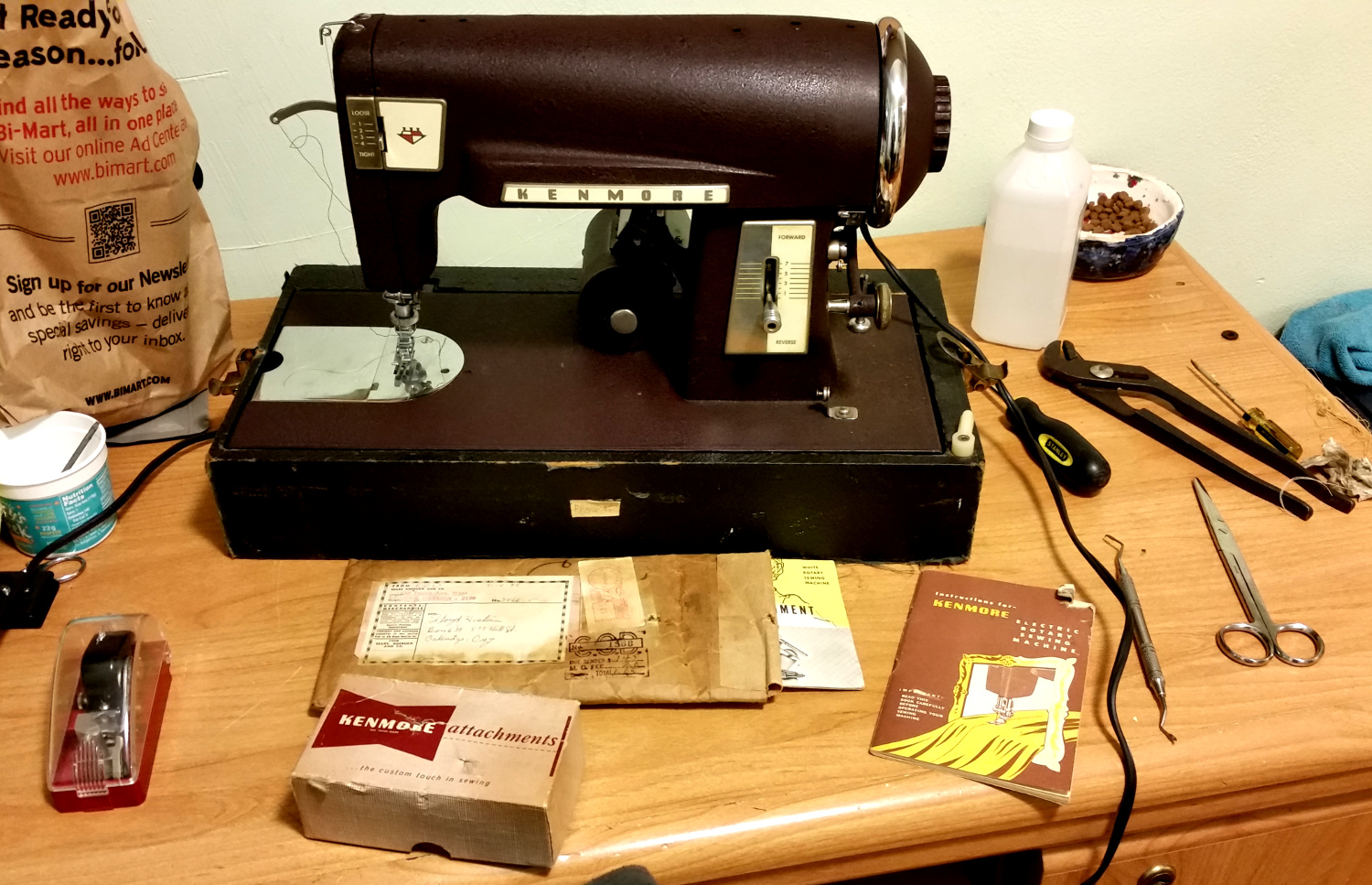 Kenmore 117-589 Vintage Sewing Machine